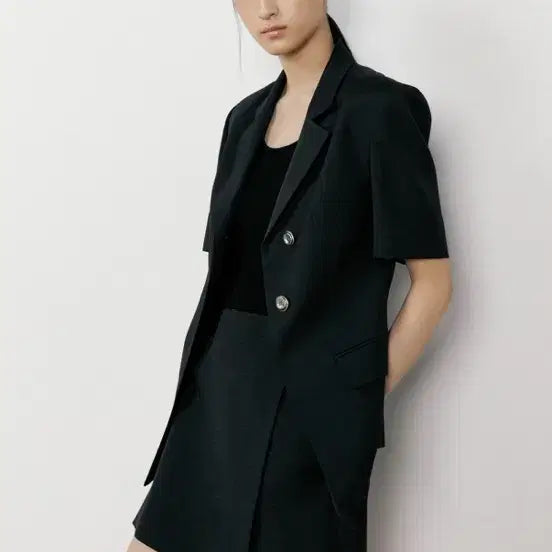 [BUNJANG] Octette Short Sleeve Blazer / [octette] 오떼뜨 반팔 블레이저