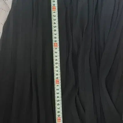[BUNJANG] Uniqlo Chiffon Pleated Long Skirt / 유니클로 쉬폰 플리츠 롱스커트 블랙 만원샵