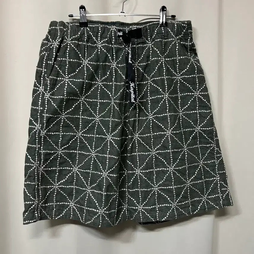 [BUNJANG] Capital 8oz Color Denim Folk Dojo Embroidery Easy Shorts Green / 캐피탈 8온즈 컬러 데님 포크 도조 자수 이지 쇼츠 그린 4