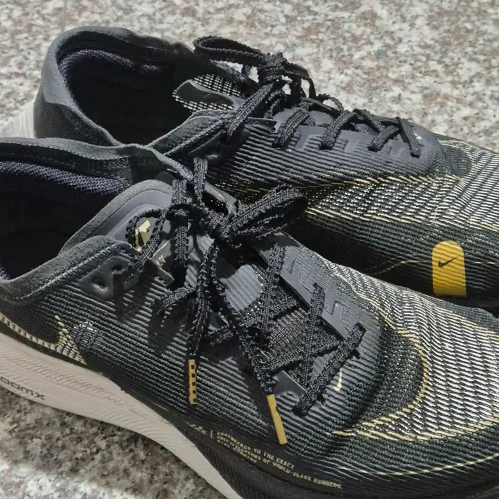 [BUNJANG] Nike ZoomX Vaporfly 2 Running Shoes / 나이키 줌X 베이퍼플라이2 280 급처