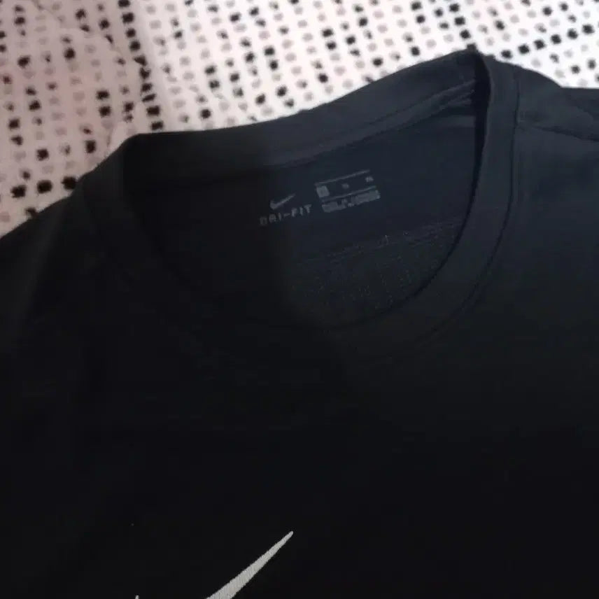 [BUNJANG] Nike Dri-FIT Black Long Sleeve T-shirt / 나이키 드라이핏 블랙 긴팔티 105~110