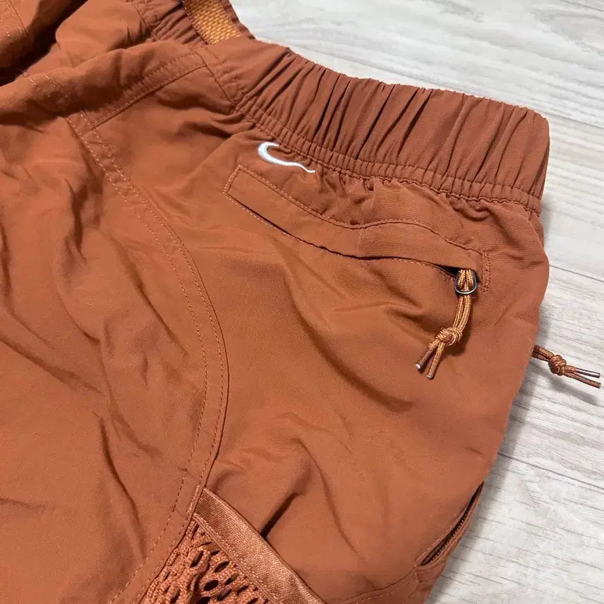 [BUNJANG] Nike ACG Snowgrass Cargo Shorts Dark Russet / [US:L] 나이키 ACG 스노우그래스 카고 쇼츠 다크 러셋