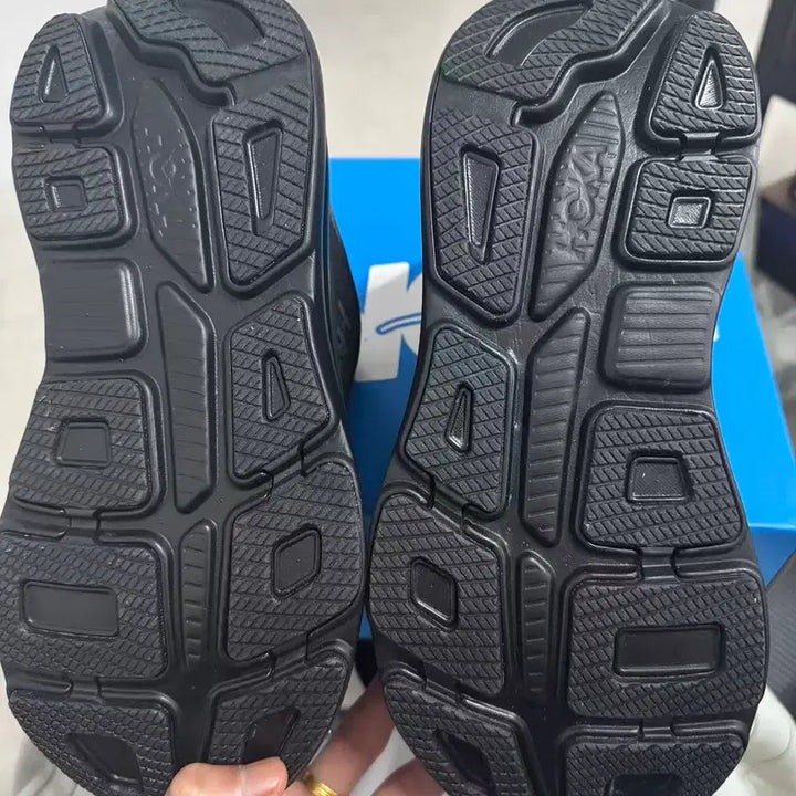 [BUNJANG] Hoka Bondi 9 Black Wide 250mm / 호카 본디 9 블랙 - 와이드 250mm