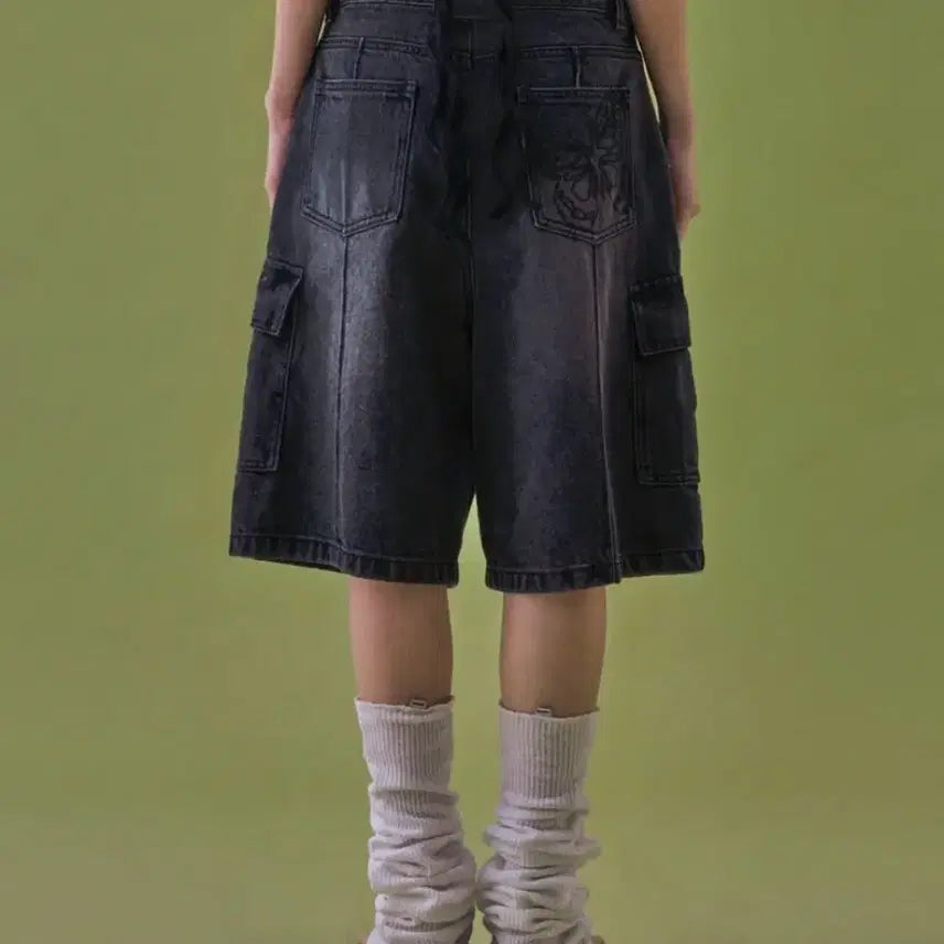 [BUNJANG] Fancy Club Bermuda Shorts / 팬시클럽 버뮤다팬츠