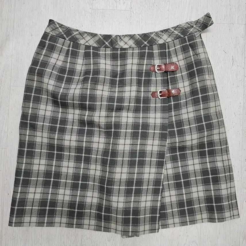 [BUNJANG] Daks Skirt Pants Size 29 / 닥스 치마바지  29  사이즈