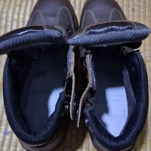 [BUNJANG] Black Yak Safety Boots 255 (260) / 블랙야크 지퍼식안전화 255(260) 택비포함