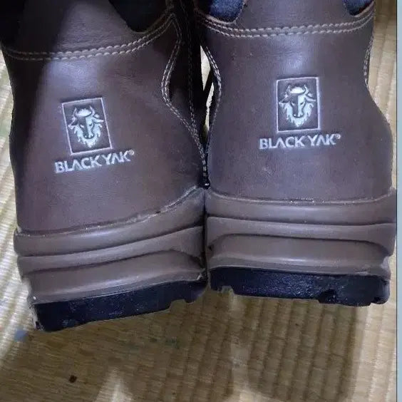 [BUNJANG] Black Yak Safety Boots 255 (260) / 블랙야크 지퍼식안전화 255(260) 택비포함