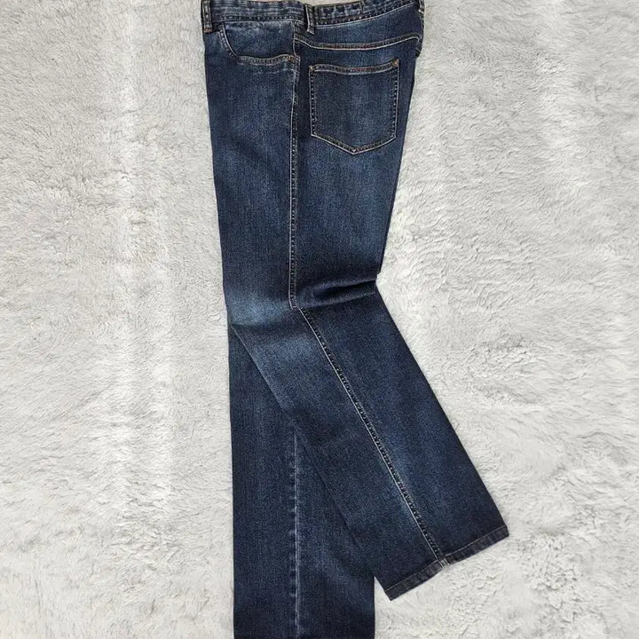 [SOLD OUT] 브리오니 워싱 데님팬츠