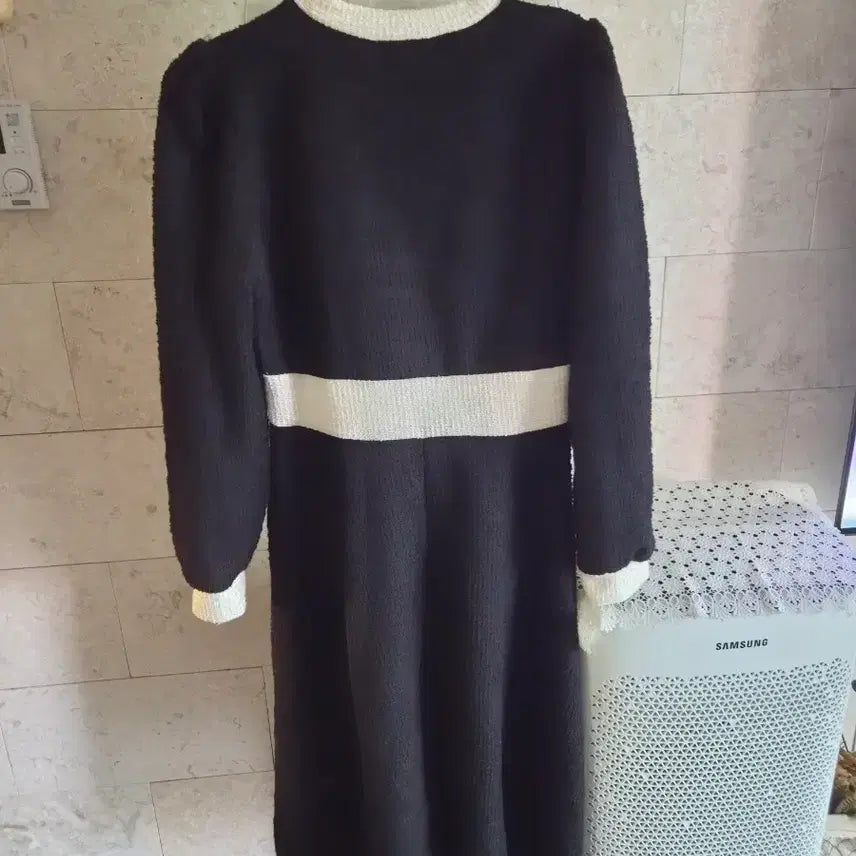 [BUNJANG] I Love J Black Tweed Dress (55-66) / 한번착용)아이러브제이 블랙 트위드 원피스 55-66