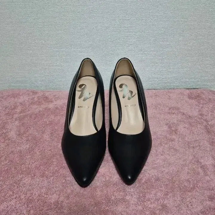 [BUNJANG] Nine West Black Pumps 230 - Heels / 나인웨스트 블랙 펌프스힐 230