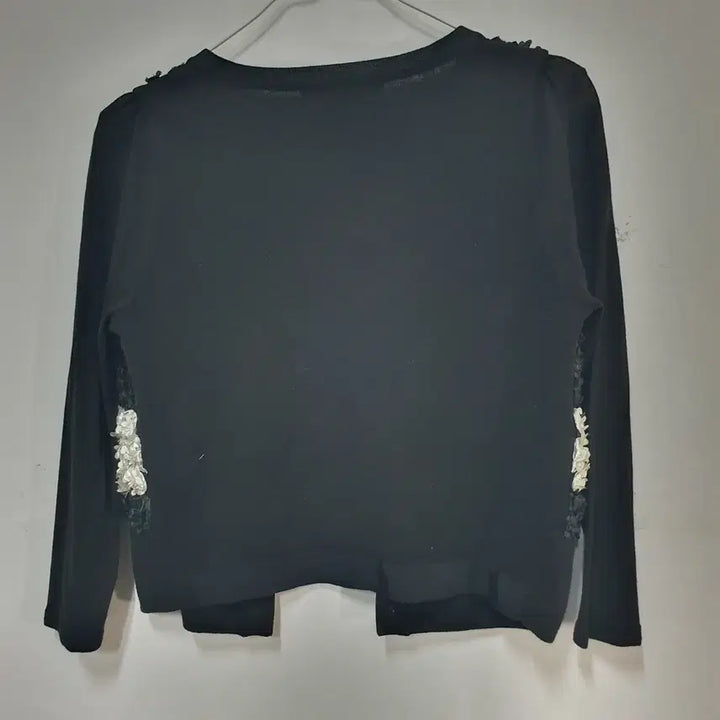 [BUNJANG] JILL BY JILLSTUART Black Floral Embellished Cardigan / 질바이질스튜어트 블랙 꽃 장식 가디건