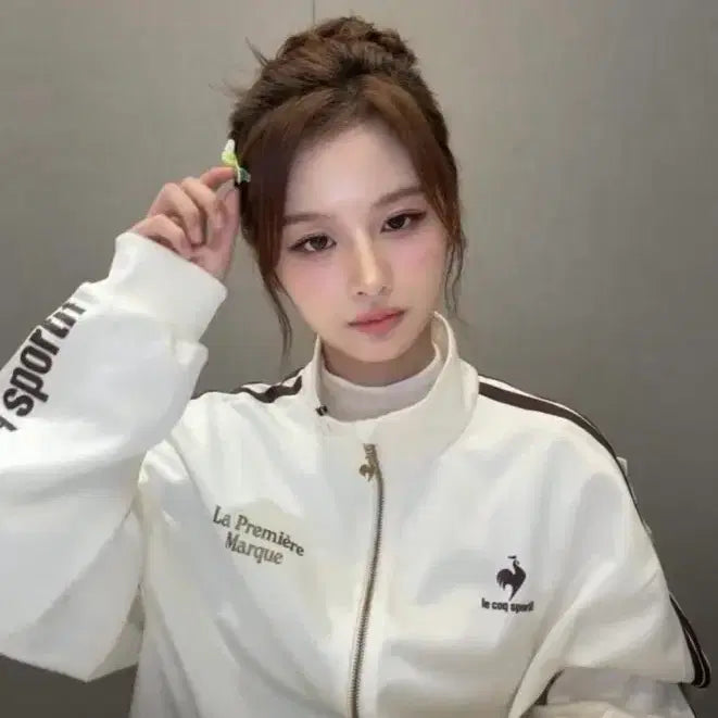 [BUNJANG] Le Coq Sportif Track Top Cream (S) / 설윤 르꼬끄 스포르티브 트랙탑 크림