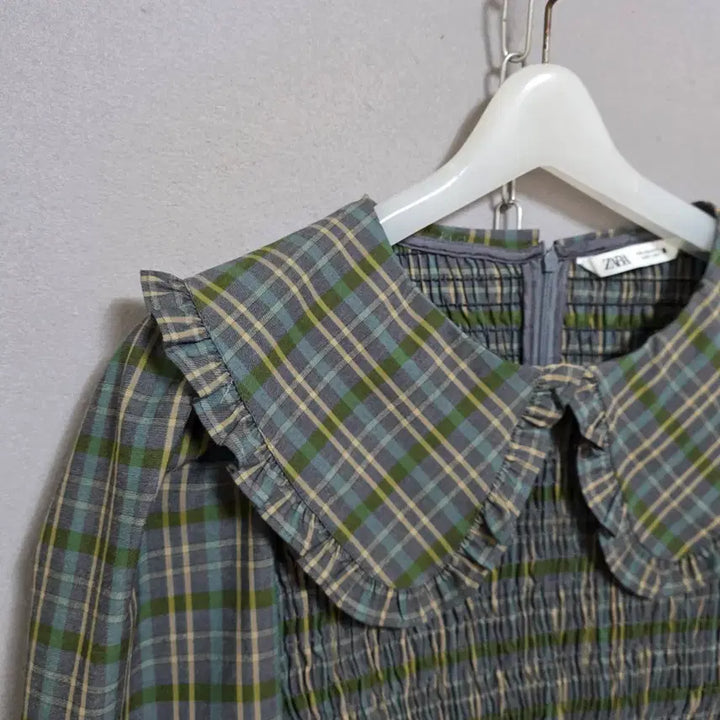 [BUNJANG] ZARA Smocking Band Blouse - M / 자라 스모깅밴드처리 블라우스 M  n4061