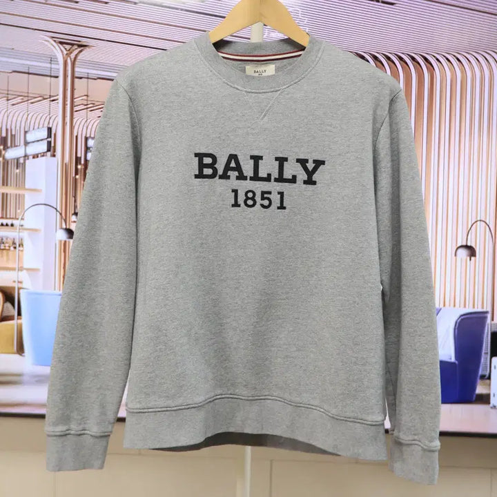[BUNJANG] Bally 1851 Sweatshirt / 과하지 않게 고급스러운 발리 1851 스웻