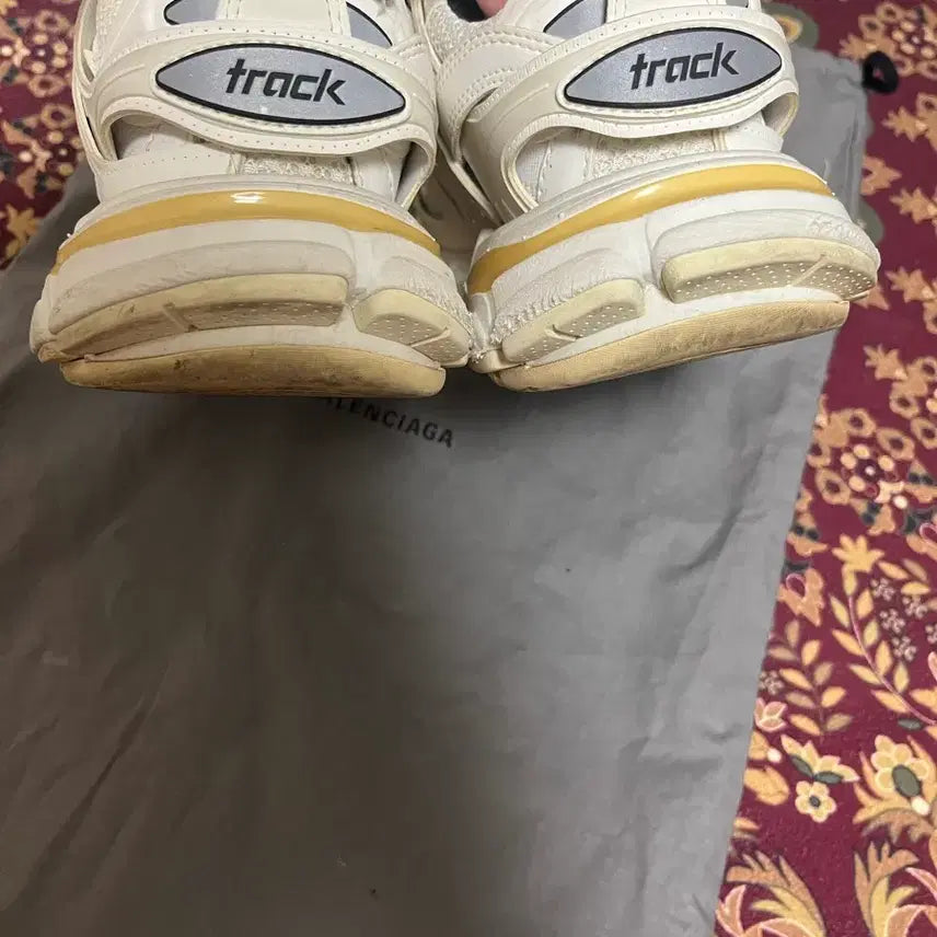 [BUNJANG] Balenciaga Track Sneakers White / - 발렌시아가 트랙 스니커즈 화이트 -