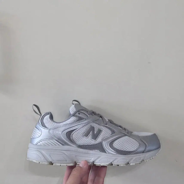 [BUNJANG] New Balance 408 Metallic Silver White Running Shoes / [260] 뉴발란스 408 메탈릭실버화이트