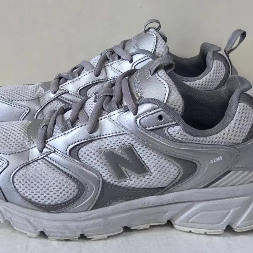 [BUNJANG] New Balance 408 Metallic Silver White Running Shoes / [260] 뉴발란스 408 메탈릭실버화이트