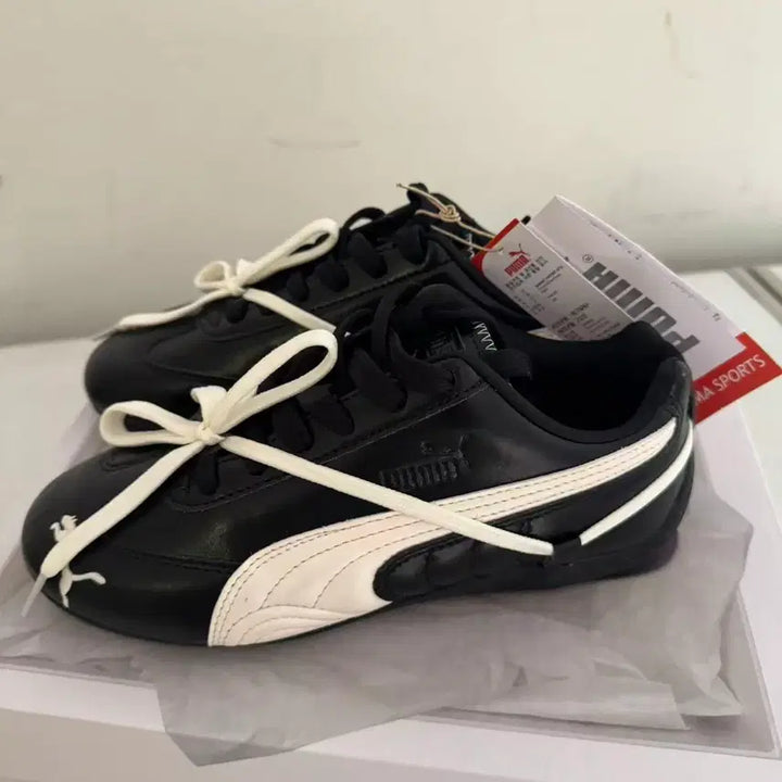 [BUNJANG] Puma x Rosé Speedcat PRM Black Warm White 235mm / 푸마 x 로제 스피드캣 PRM 블랙 웜 화이트 235MM
