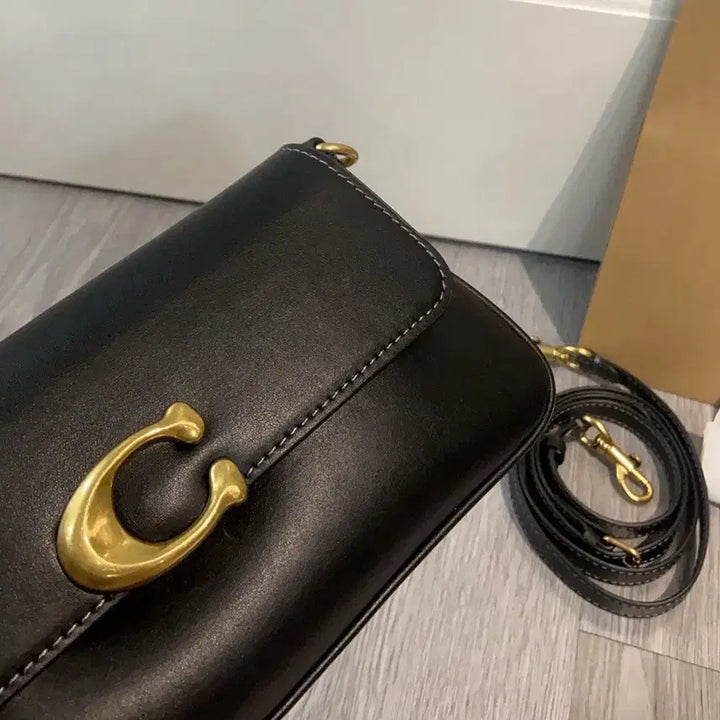 [BUNJANG] Coach Black Leather Shoulder Bag / 코치 블랙 레더 숄더백 / 크로스백