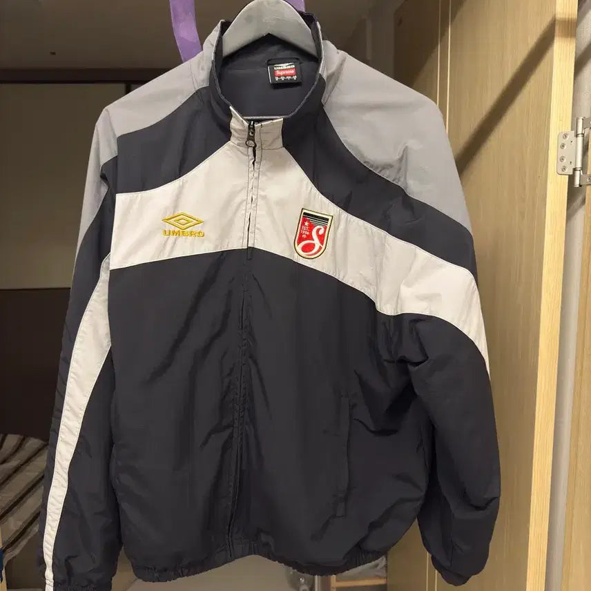 [BUNJANG] Supreme Umbro Track Jacket - Black/White/Gray / 슈프림 엄브로 트랙자켓 m