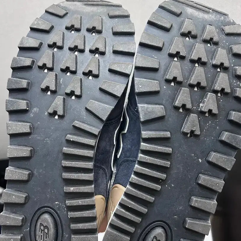 [SOLD OUT] 뉴발란스 574 레거시 네이비