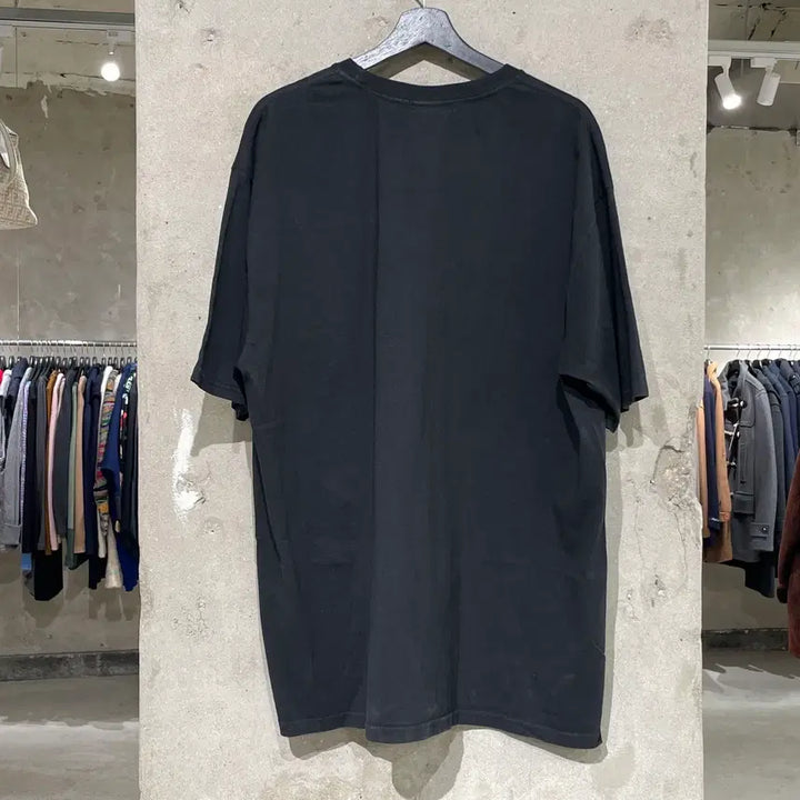 [SOLD OUT] 스투시 블랙 아치 로고 피그먼트 다이드 하프티