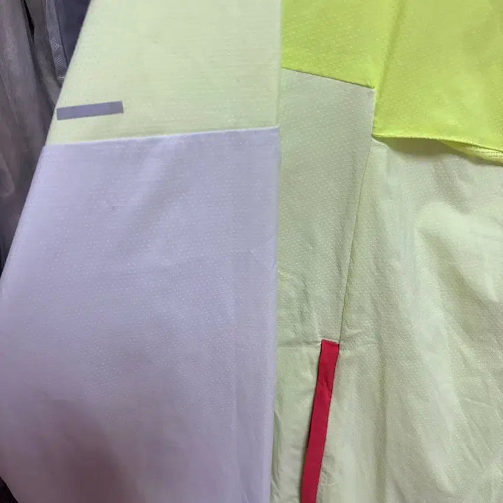 [BUNJANG] Nike Fluorescent Windbreaker Jacket / 나이키 형광 바람막이/ L