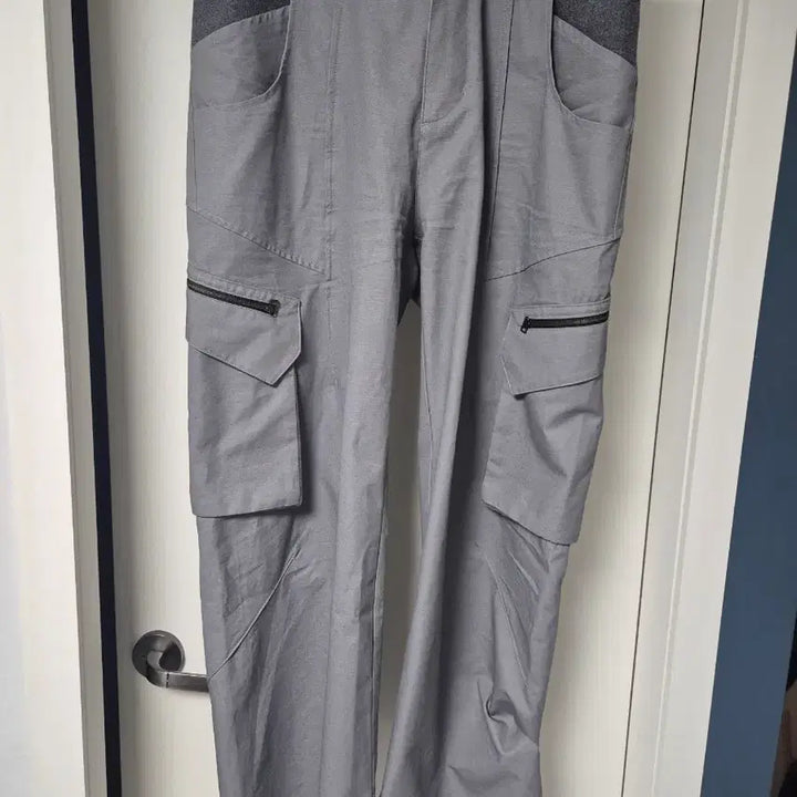 [BUNJANG] Hatching Room Dart Cargo Pants Wolf Gray / [4] 26SS 해칭룸 다트 카고팬츠 울프그레이