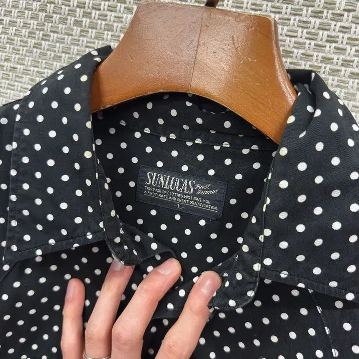 [BUNJANG] SUNLUCAS Vintage Polka Dot Long Sleeve Shirt / SUNLUCAS 재팬 빈티지 도트 땡땡이 긴팔 셔츠 105 A09632