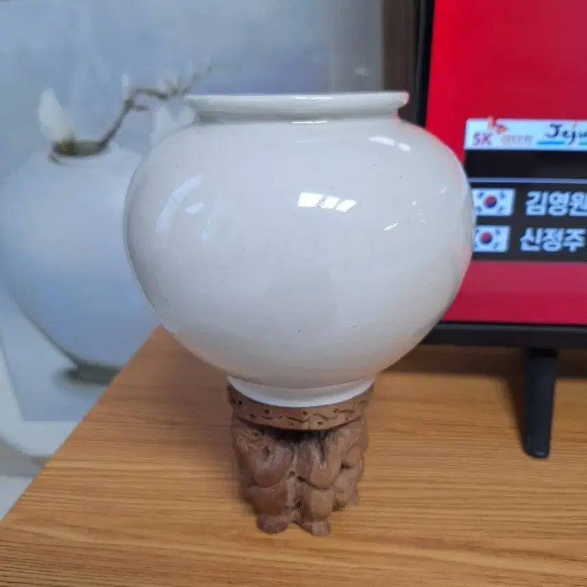 [BUNJANG] Seo Chang Yoo Chang-gon White Porcelain Moon Jar / 달항아리
