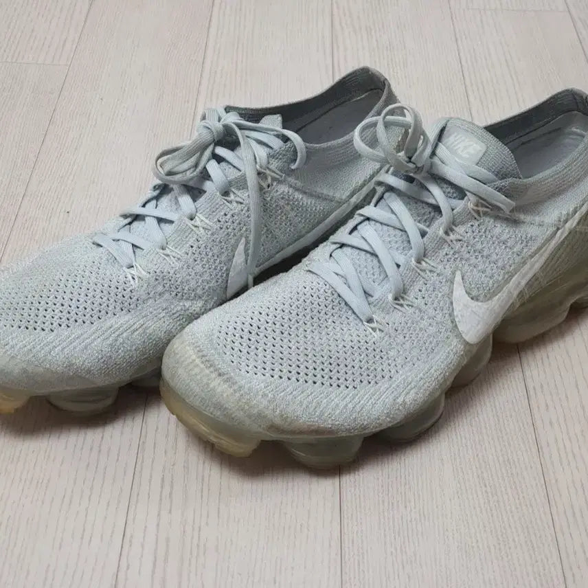 [BUNJANG] Nike Air VaporMax Flyknit 1 Pure Platinum Sneakers / 나이키 에어 베이퍼맥스 플라이니트 1퓨어 플래티넘 295