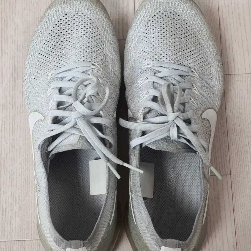 [BUNJANG] Nike Air VaporMax Flyknit 1 Pure Platinum Sneakers / 나이키 에어 베이퍼맥스 플라이니트 1퓨어 플래티넘 295