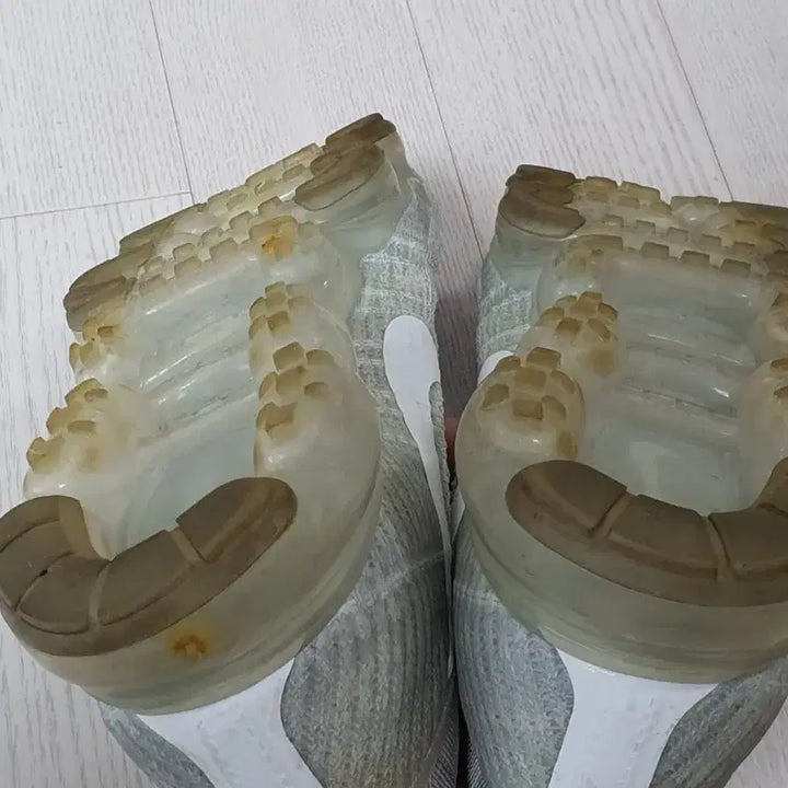 [BUNJANG] Nike Air VaporMax Flyknit 1 Pure Platinum Sneakers / 나이키 에어 베이퍼맥스 플라이니트 1퓨어 플래티넘 295