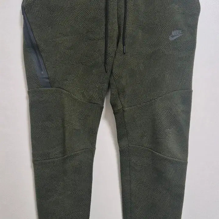 [BUNJANG] Nike Tech Fleece Cargo Training Pants Khaki / 나이키 테크 플리스 카고 트레이닝 바지 카키!휘귀탬!한정판! 새상품급!