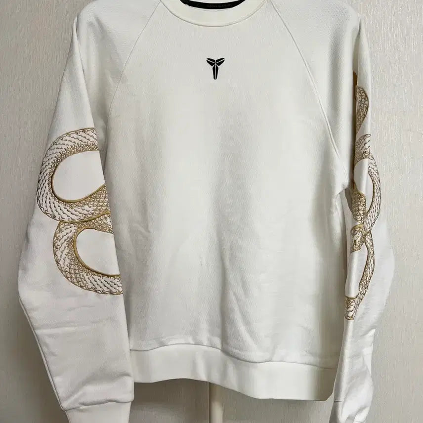 [BUNJANG] Nike Kobe Bryant Dragon Therma-FIT Sweatshirt / 나이키 코비 드래곤 써마핏 맨투맨 S