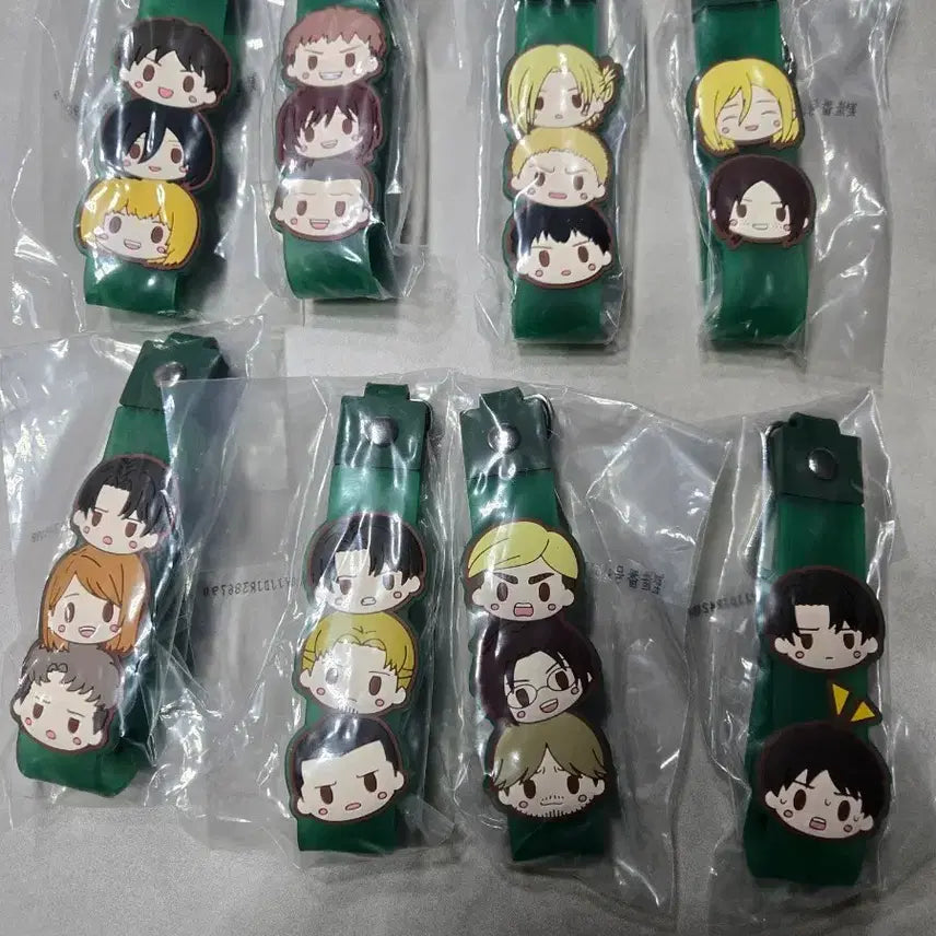 [BUNJANG] Attack on Titan Ichiban Kuji Prize I Full Set Rubber Strap / 진격의거인 제일복권 I상 풀세트 택포 1.7