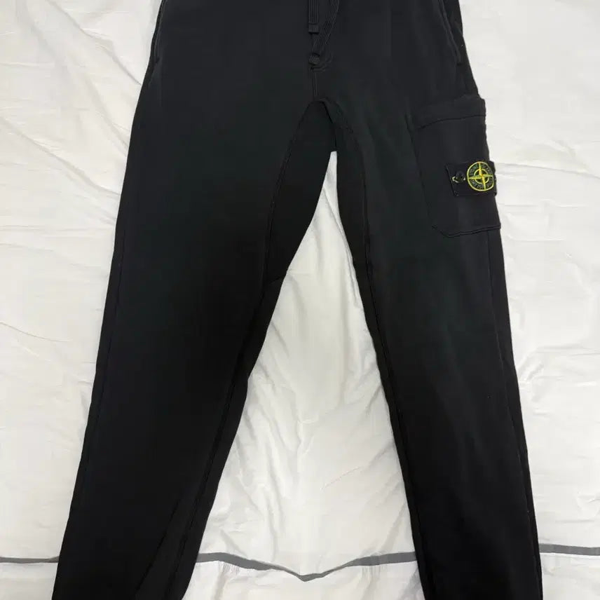 [SOLD OUT] 스톤아일랜드 트레이닝 카고 조거팬츠 M
