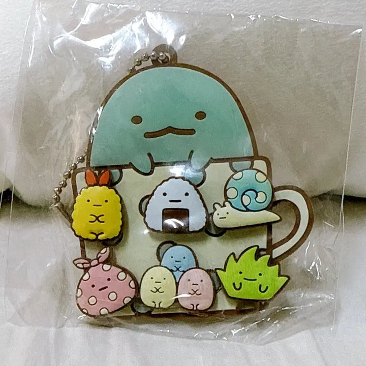 [BUNJANG] San-X Sumikko Gurashi Rubber Keychain (Tokage) + Minikko Charms / 고전 산엑스 스밋코구라시 러버 지비키홀더/열쇠고리(토카게)+미닛코지비츠