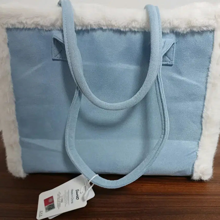 [BUNJANG] Sanrio Cinnamoroll Fur Tote Bag / 산리오 시나모롤 털 토트백 가방