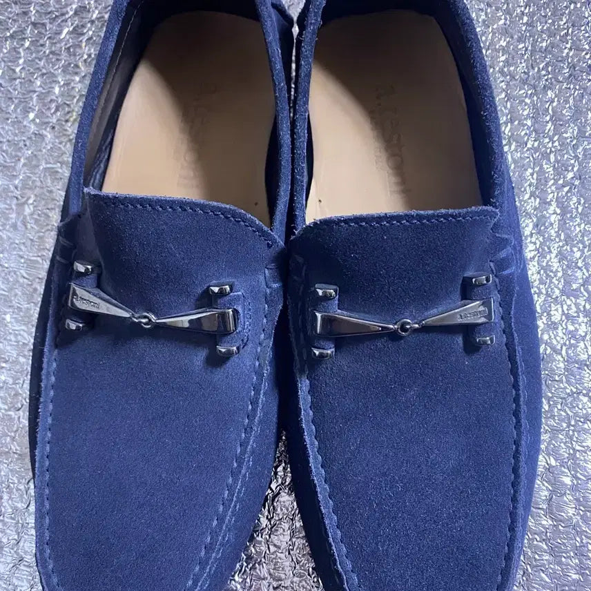 [SOLD OUT] 안녕하세요, a.testoni 로퍼 255/260