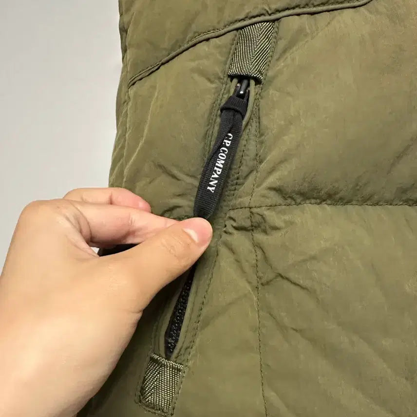 [BUNJANG] CP Company Goggle Padding Vest / [100] Cp컴퍼니 고글 패딩조끼