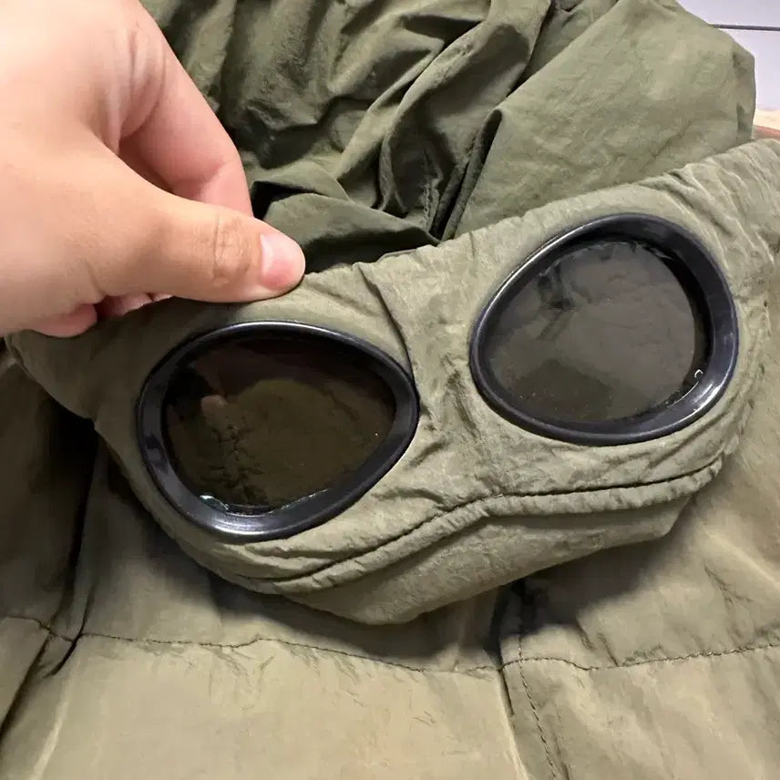 [BUNJANG] CP Company Goggle Padding Vest / [100] Cp컴퍼니 고글 패딩조끼