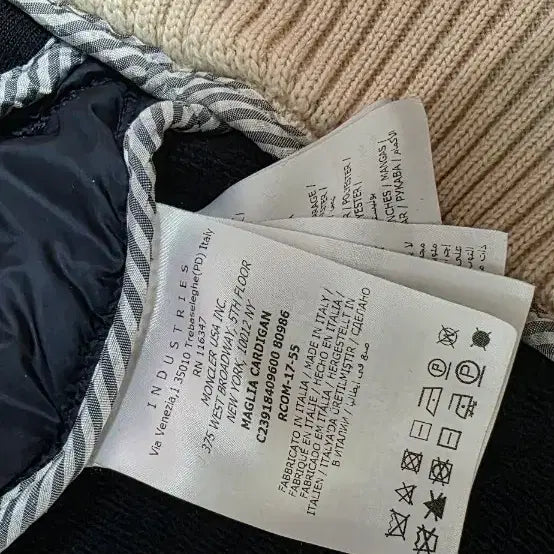 [BUNJANG] Moncler Gamma Blue Bomber Jacket / 몽클레어 감마블루 봄버자켓 100ㅡ105