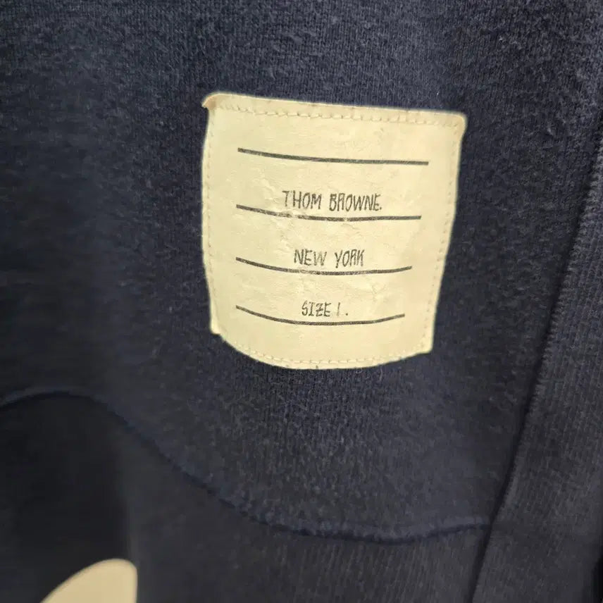 [BUNJANG] Thom Browne Diagonal Stripe Sweatshirt (Size 1) / 톰브라운 사선완장 맨투맨 1사이즈 95 판매