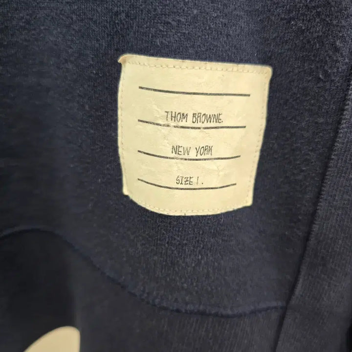 [BUNJANG] Thom Browne Diagonal Stripe Sweatshirt (Size 1) / 톰브라운 사선완장 맨투맨 1사이즈 95 판매