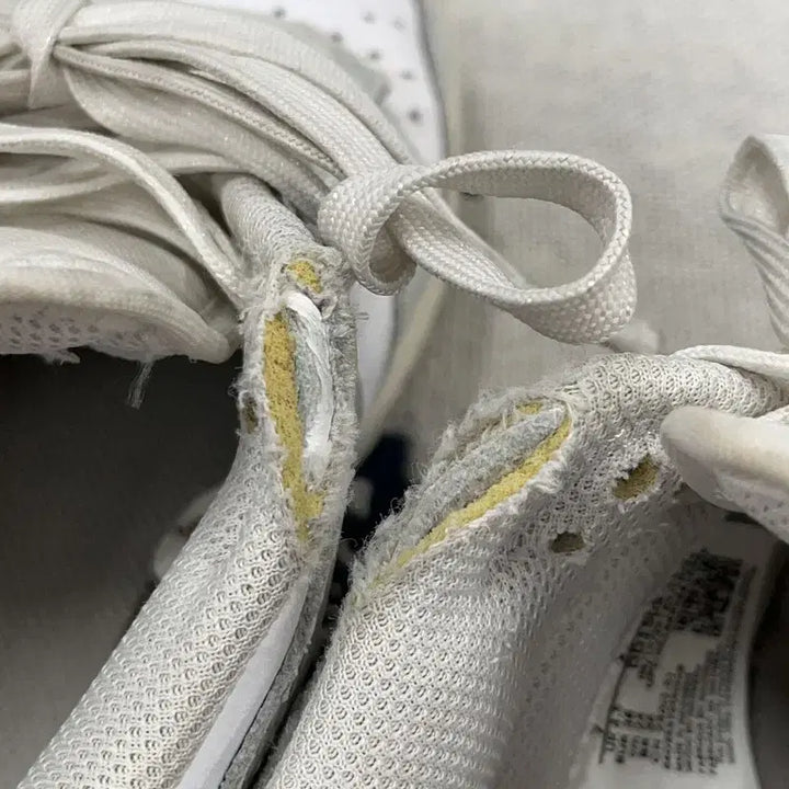 [BUNJANG] Nike Dunk Low Light Bone Sneakers 240 / 나이키 덩크 로우 라이트 본 스니커즈 240 X00135