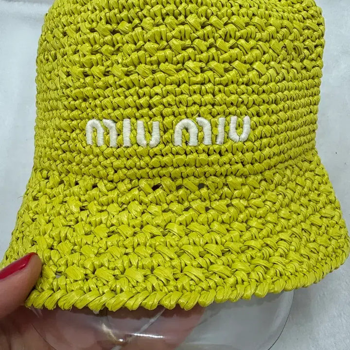 [BUNJANG] Miu Miu Raffia Bucket Hat L / 미우미우 라피아 벙거지 모자 L사이즈(정품)