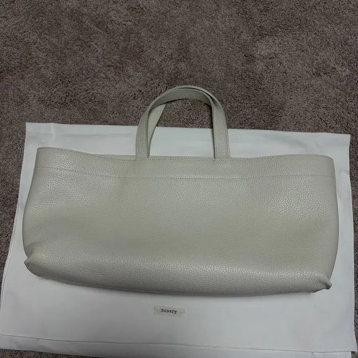 [BUNJANG] Ncssry Wide Bag Medium / 네세서리(Ncssry)와이드백 미디엄