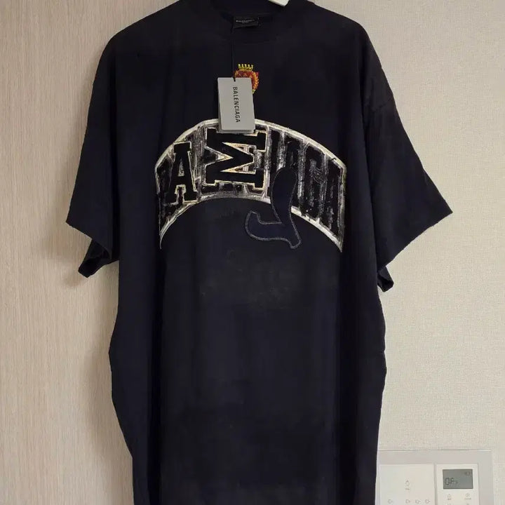 [SOLD OUT] 발렌시아가 스케이터 티셔츠 블랙 3 새제품