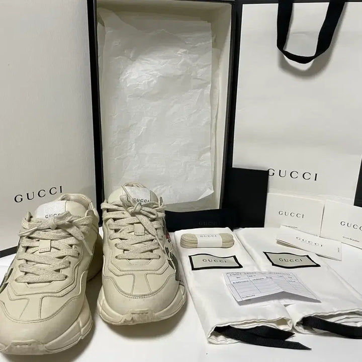 [BUNJANG] Gucci Strawberry Rhyton Sneakers (Ivory, 215cm) / 원가 124만 구찌 풀구성 스니커즈 싸게팝니다!